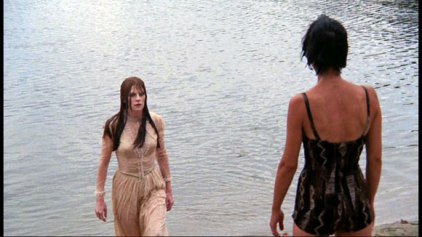 lets-scare-jessica-to-death-07