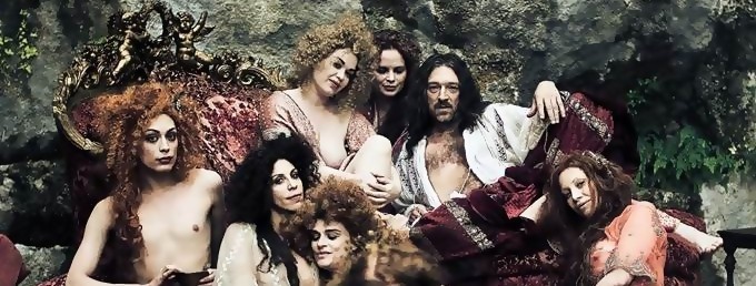 tale-of-tales-photo-55920eca98164